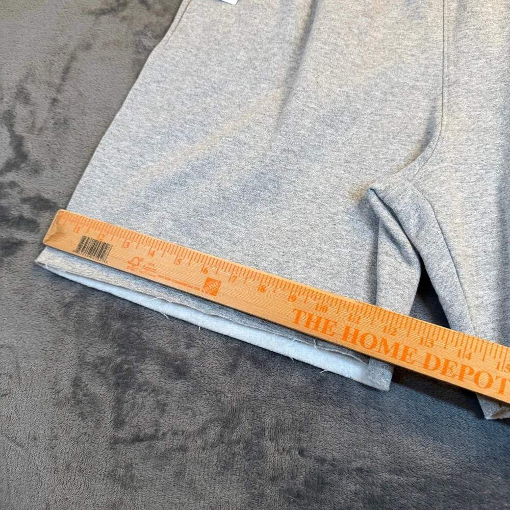 Champion Glen Arbor Fleece Shorts Grey Elastic Waist Raw Hem Mens Large‎ NWT